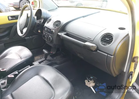 2006 Volkswagen New Beetle 2.5 из США, поврежденный, VIN 3VWPG31C76M417624